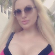 Blonde Escort in Palm Springs