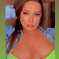 Msthickhas Escort in Whitby