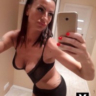 Oliwia Escort in Falkirk