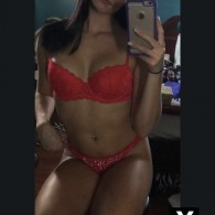 Krista Escort in Honolulu