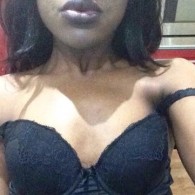 Kiki / Riri Escort in Barnet