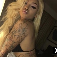 Carmella Escort in Oakland