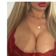 Sara Escort in Fleetwood