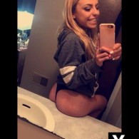 Lauren Escort in Clinton Township