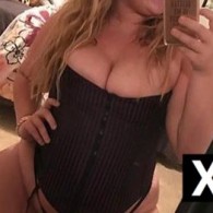 Dee Escort in Charlotte