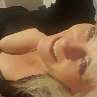 Tinytighthottie Cougar Escort in Vancouver