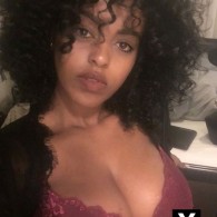 Ayanna Escort in Oakland