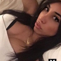 Jess Escort in Honolulu