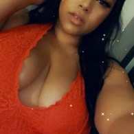 Jazmin Escort in Cambridge