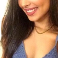 Aisha Escort in Croydon