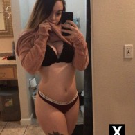 Lindsey Escort in Newark