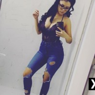 Kim Escort in Oldham