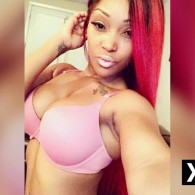 Farrah Escort in Milwaukee