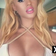 Kylie Escort in Miami