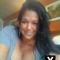 Samantha lee Escort in Newton