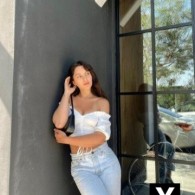 Filipina Escort in Montpellier