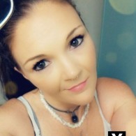 Honey Escort in Sunshine Coast