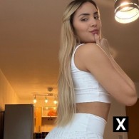 Luna Devon