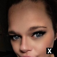 Kayye Garland