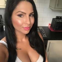Cleo, Sittingbourne escorts