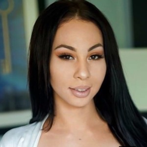 Kim, Rockaway escorts