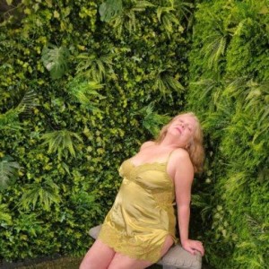 Rose, Portland OR escorts