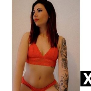 Maya, Buxton escorts