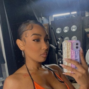Mia, Arlington Heights escorts