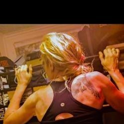 COUGAR, Woodstock escorts