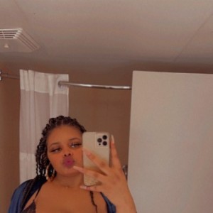 Layy, Destin escorts