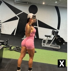 Mia, Halifax escorts