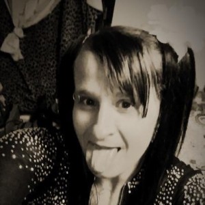 Kim, Terre Haute escorts