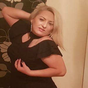 Ella, Bedford escorts