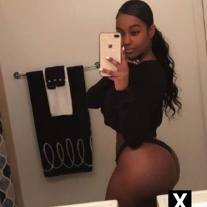 NAOMI, Laredo escorts