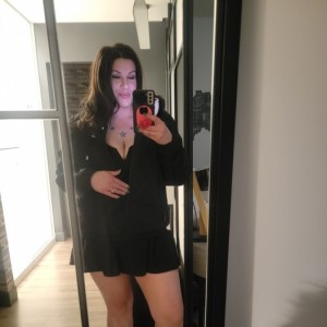 Bee, Dillon escorts