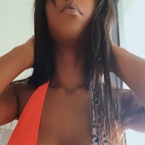 Cherry, Everett escorts