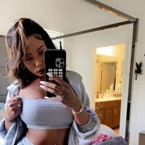 Stassie, Surprise escorts