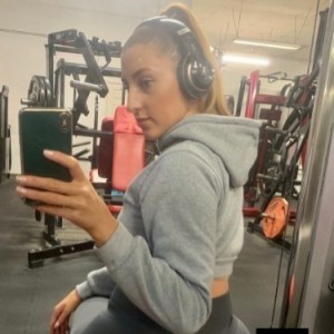 Emilibass, Bristol escorts