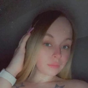 Chanel, Kansas escorts