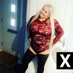 Belle, Boughton escorts