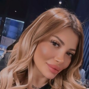 Sena, Aydin escorts