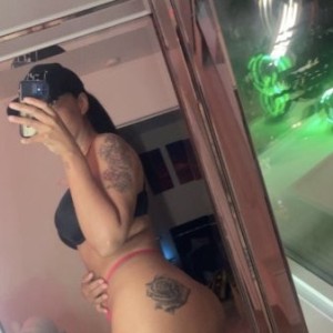 Kay, Cumming escorts