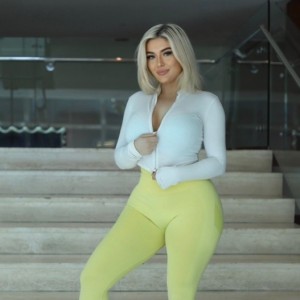 Nicole, Wilson escorts