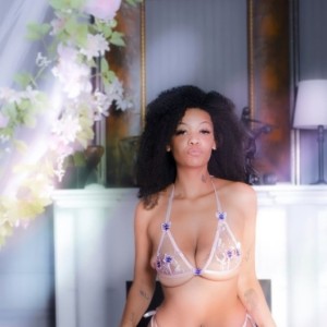 Xaria Books, Seminole escorts