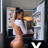 Joliana, Montpellier escorts