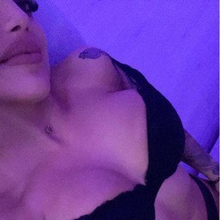 Adelina, Bottrop escorts