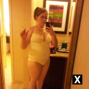 Jenny, Knoxville escorts
