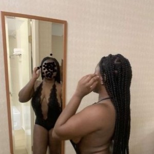 Bella, Brantford escorts