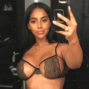 Indian girl, Ottawa escorts