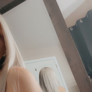 Hollyl, Dale City escorts